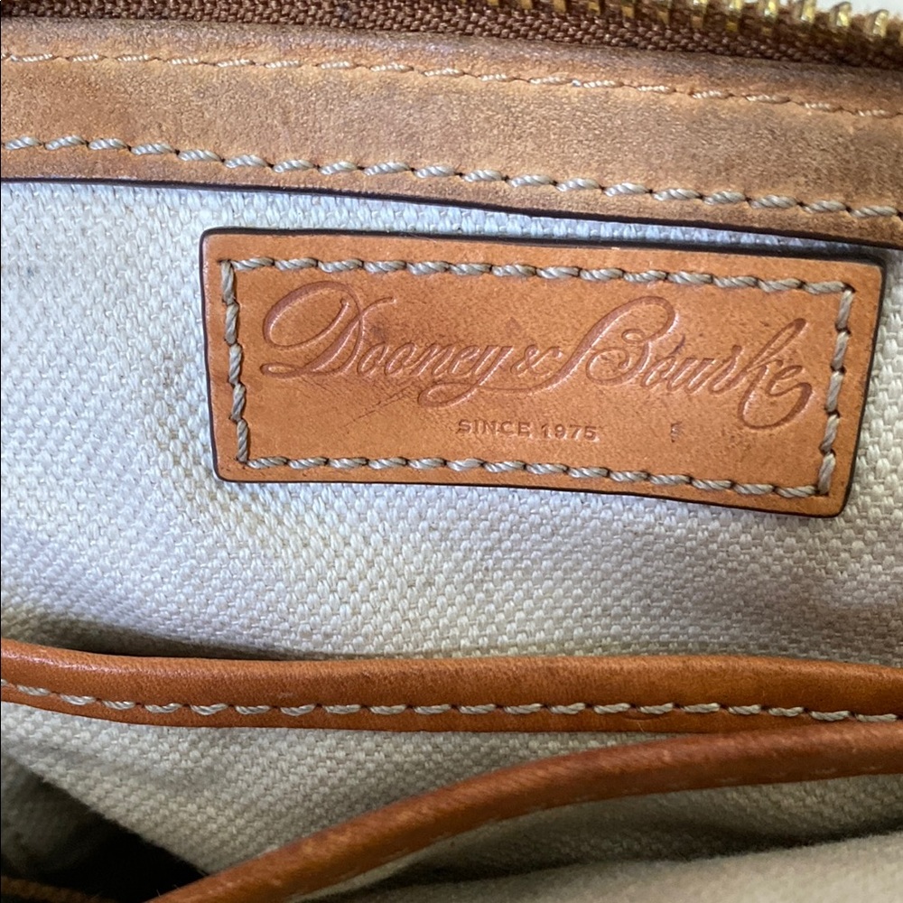 Dooney & Bourke small hydrangeas Floral Crossbody Bag - Multicolor - Picture 4 of 14